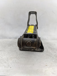 2006 Toyota Sienna Spare Scissor Car Jack - Oemusedautoparts1.com