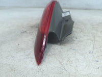 2006-2010 Toyota Sienna Tail Light Assembly Passenger Right OEM P/N:UH28CZT0AAA0 Fits Fits 2006 2007 2008 2009 2010 OEM Used