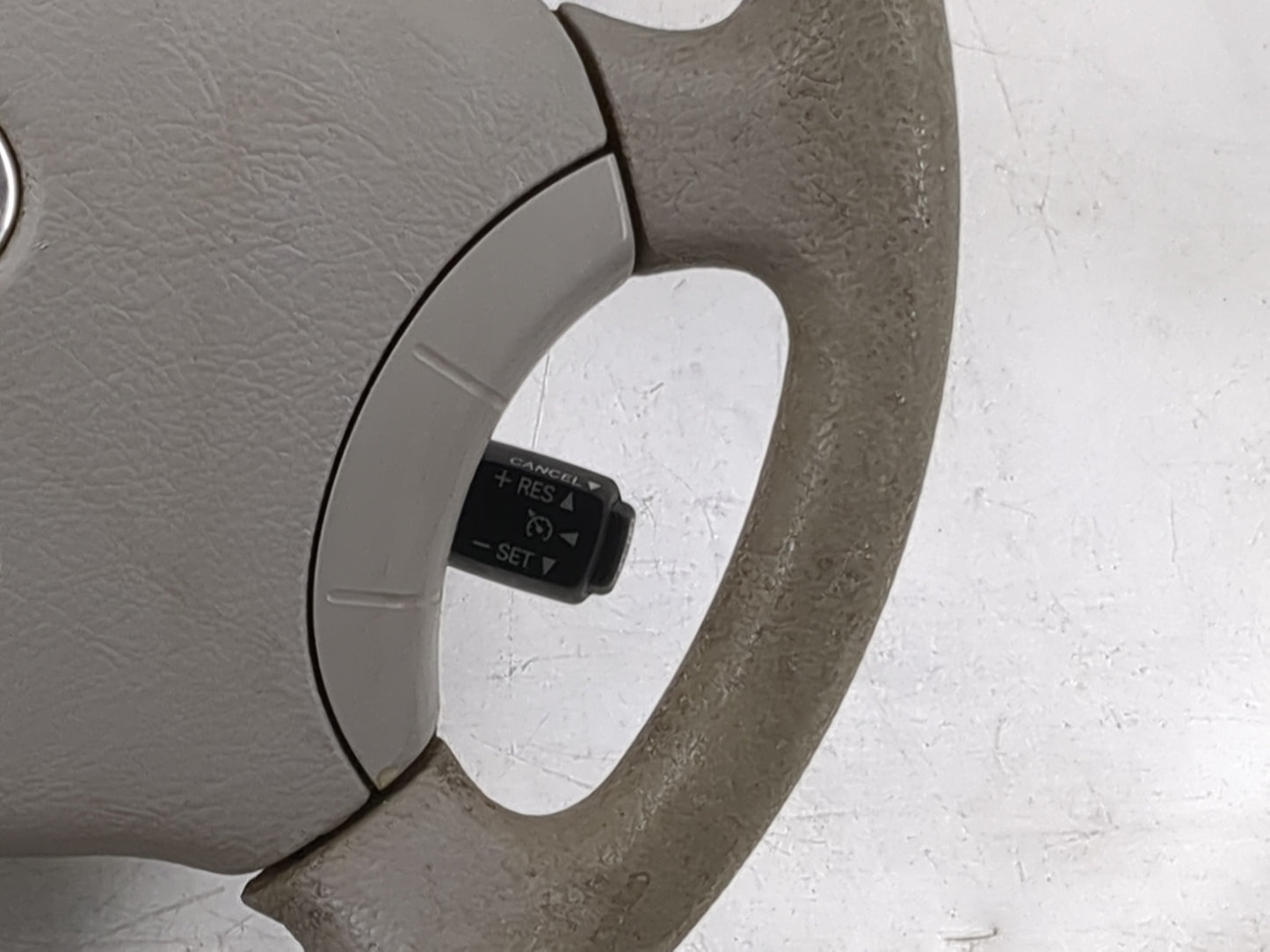 2006 Toyota Sienna Steering Wheel Oem Tan - Oemusedautoparts1.com