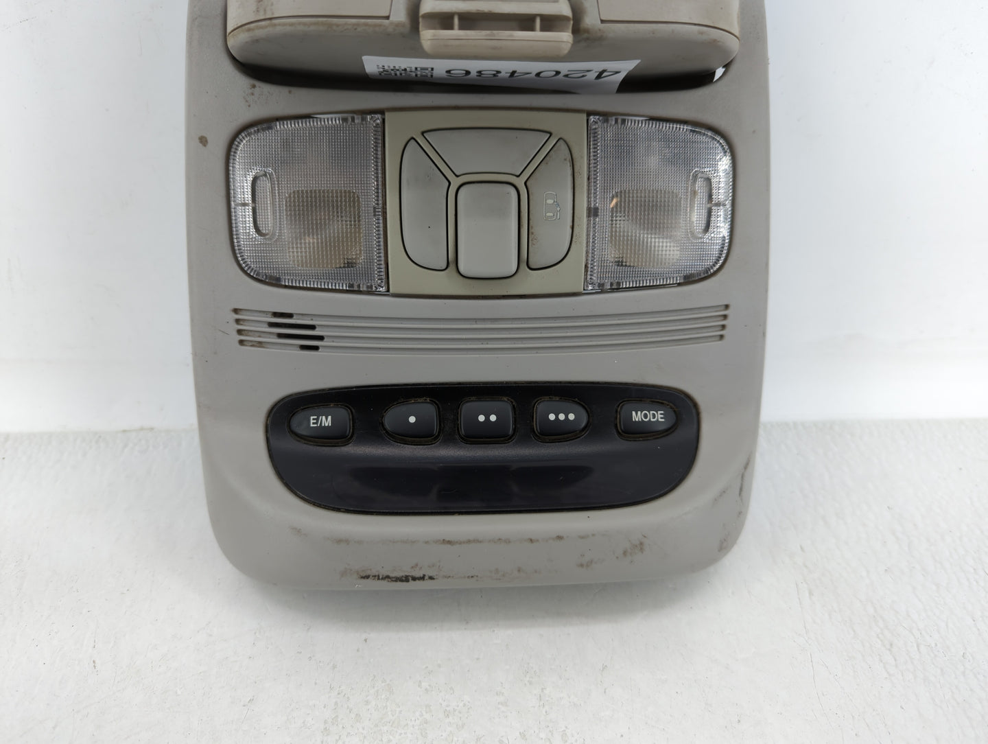 2006 Toyota Sienna Overhead Roof Console - Oemusedautoparts1.com