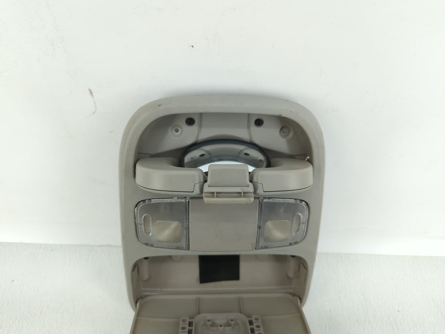 2006 Toyota Sienna Overhead Roof Console - Oemusedautoparts1.com