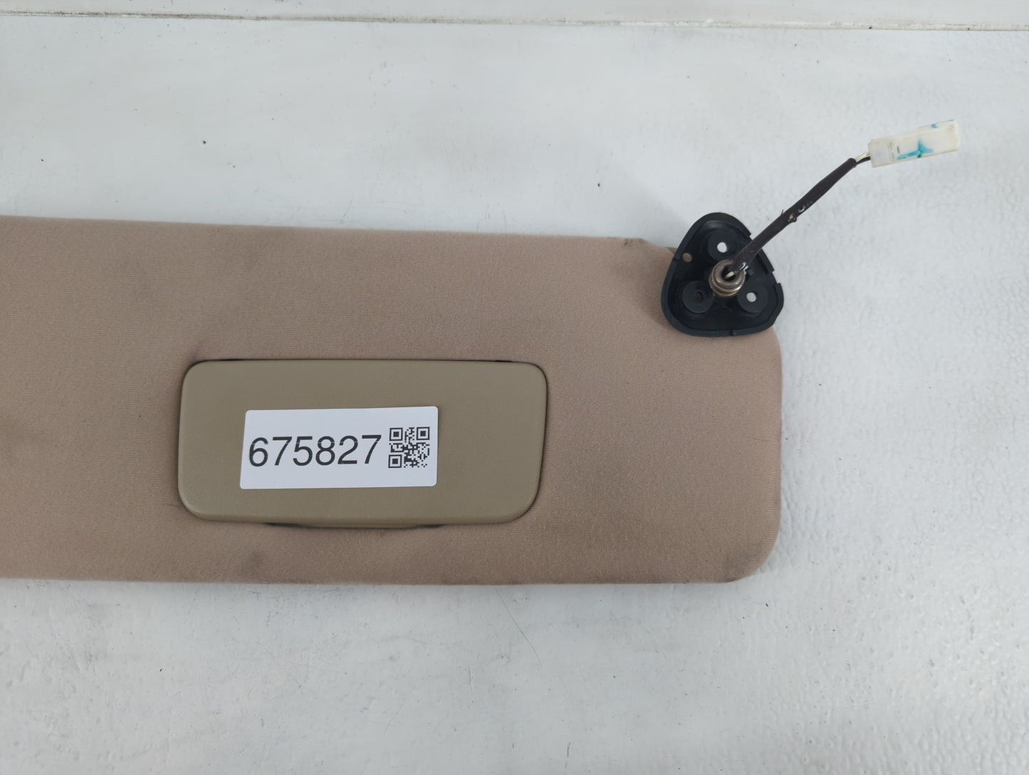 2005-2010 Toyota Sienna Sun Visor Shade Replacement Passenger Right Mirror Fits Fits 2005 2006 2007 2008 2009 2010 OEM Used 