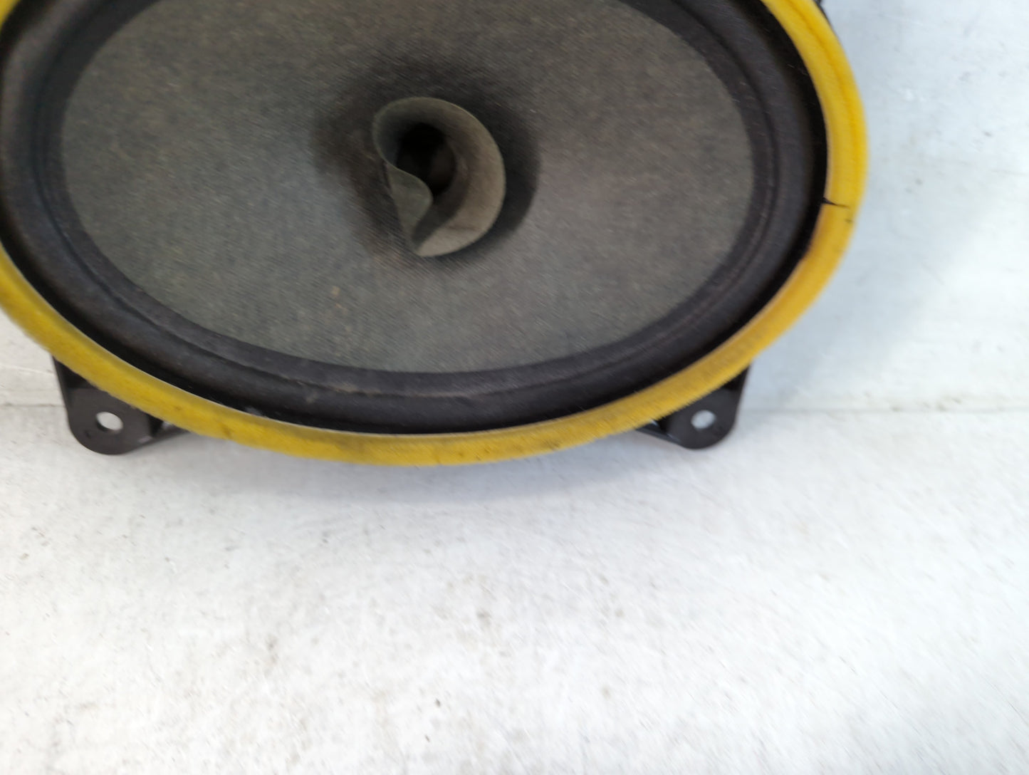 2006 Toyota Sienna Speaker/subwoofer - Oemusedautoparts1.com