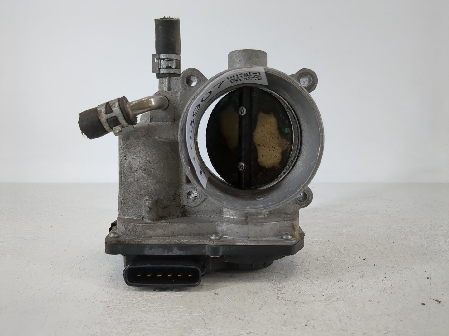 2004-2008 Toyota Solara Throttle Body P/N:22030-0A020 Fits Fits 2003 2004 2005 2006 2007 2008 2009 2010 OEM Used Auto Parts 