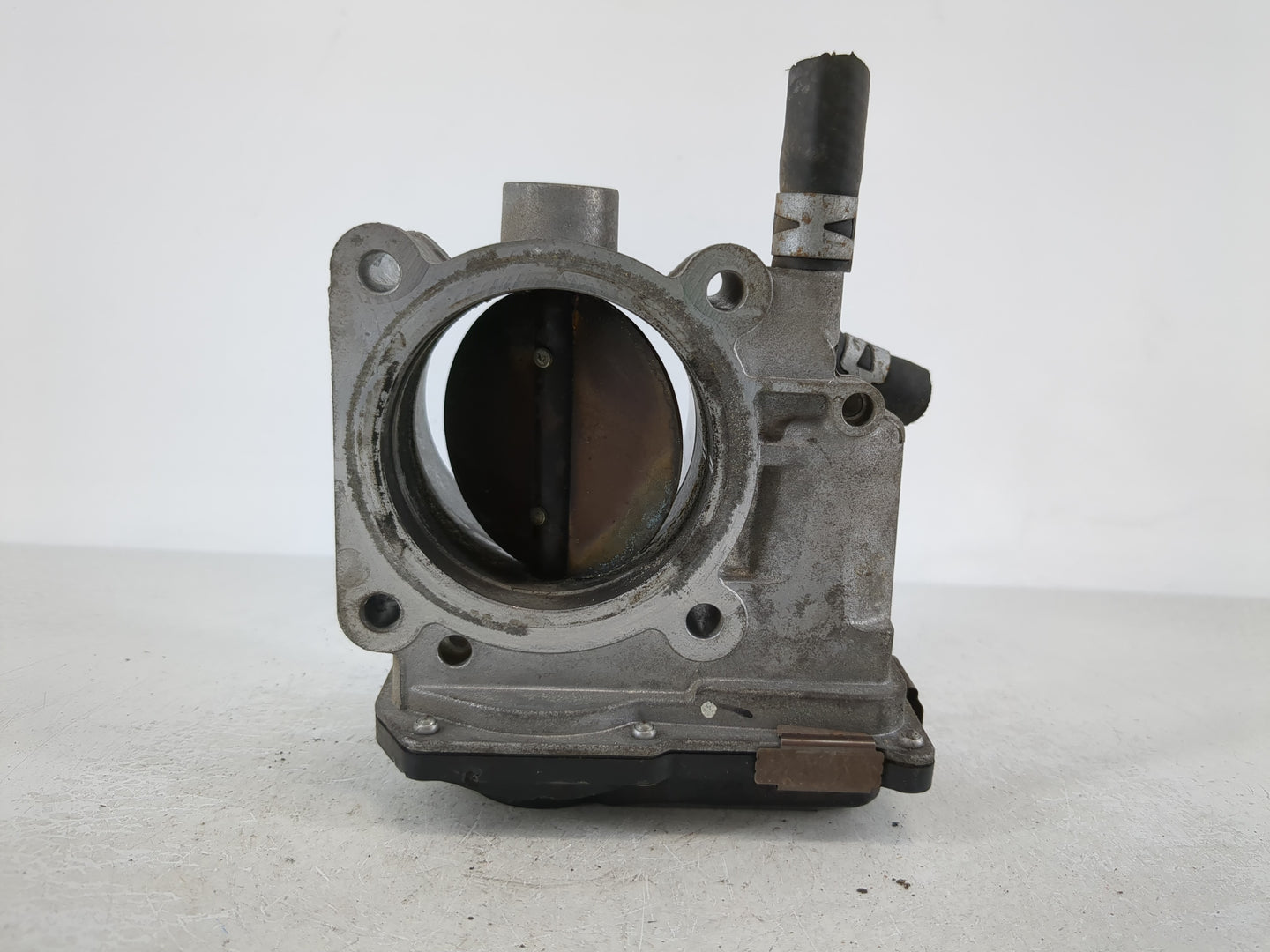 2004-2008 Toyota Solara Throttle Body P/N:22030-0A020 Fits Fits 2003 2004 2005 2006 2007 2008 2009 2010 OEM Used Auto Parts 