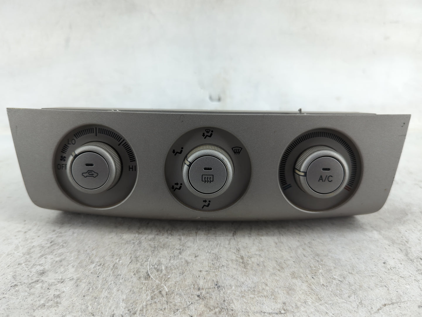 2004-2006 Toyota Solara Climate Control Module Temperature AC/Heater Replacement P/N:55902-AA011 Fits Fits 2004 2005 2006 OE