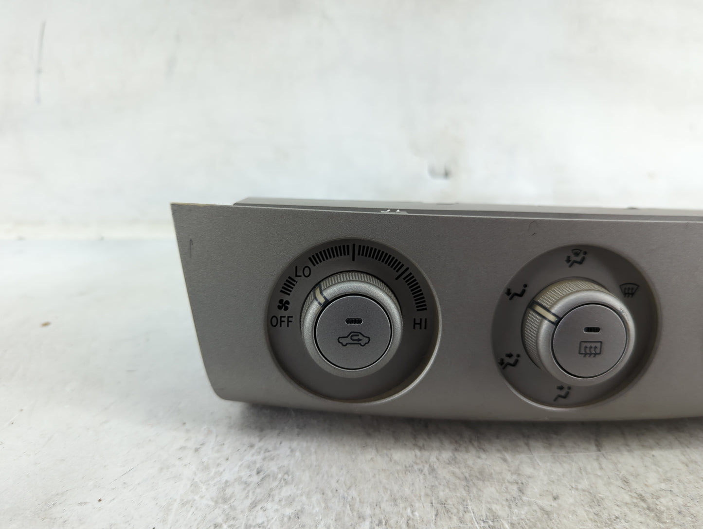 2004-2006 Toyota Solara Climate Control Module Temperature AC/Heater Replacement P/N:55902-AA011 Fits Fits 2004 2005 2006 OE