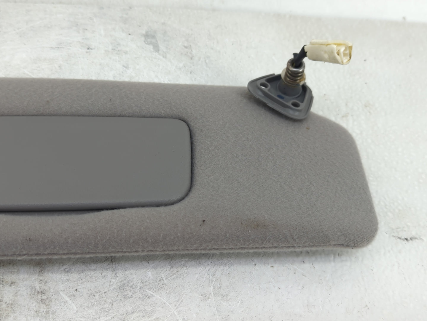 2006-2008 Toyota Solara Sun Visor Shade Replacement Passenger Right Mirror Fits Fits 2006 2007 2008 OEM Used Auto Parts - Oe