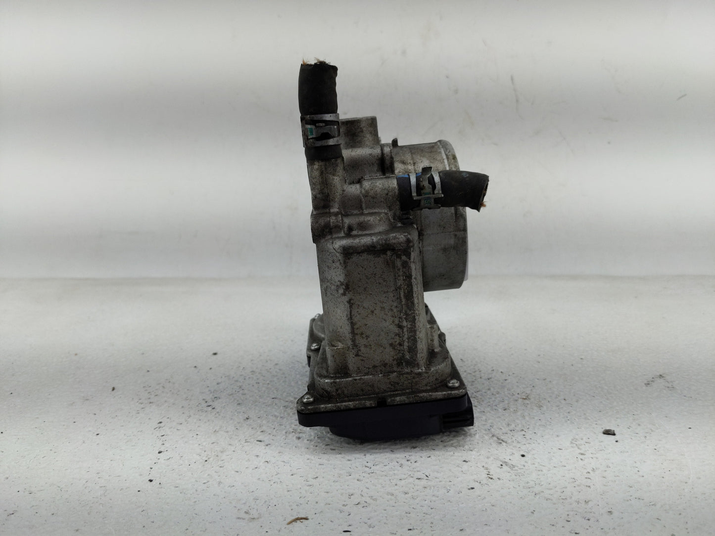 2005-2015 Toyota Tacoma Throttle Body P/N:22030-0P010 Fits Fits 2003 2004 2005 2006 2007 2008 2009 2010 2011 2012 2013 2014 