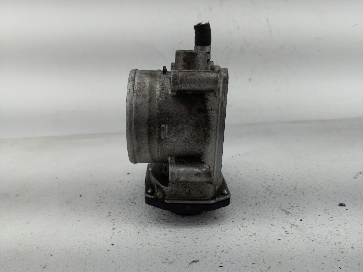 2005-2015 Toyota Tacoma Throttle Body P/N:22030-0P010 Fits Fits 2003 2004 2005 2006 2007 2008 2009 2010 2011 2012 2013 2014 