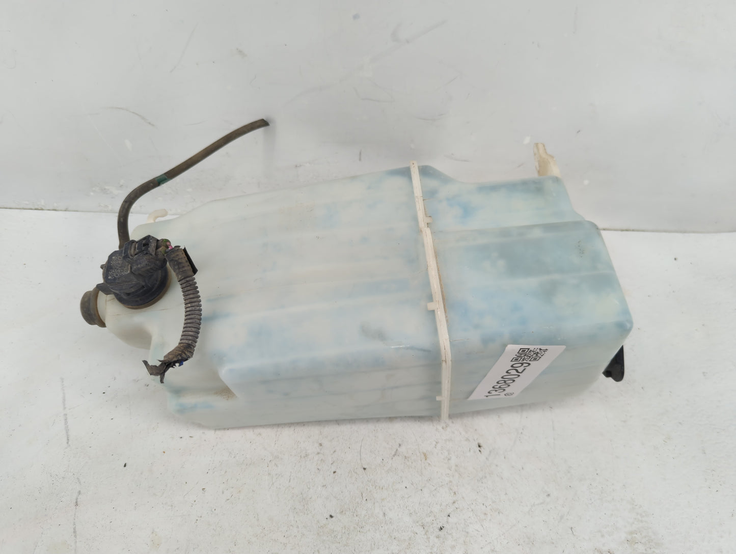 2005-2015 Toyota Tacoma Windshield Washer Fluid Reservoir Bottle Oem - Oemusedautoparts1.com