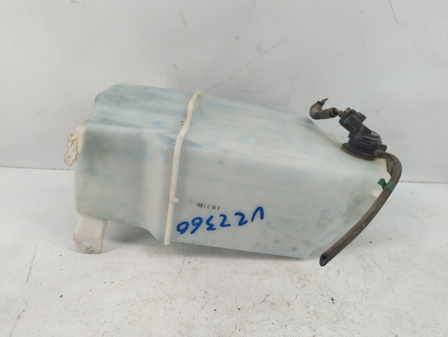 2005-2015 Toyota Tacoma Windshield Washer Fluid Reservoir Bottle Oem - Oemusedautoparts1.com