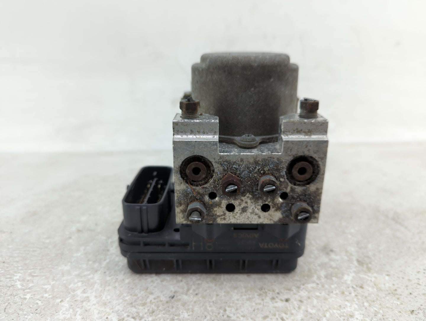 2005-2008 Toyota Tacoma ABS Pump Control Module Replacement P/N:89541-04030 44510-04060 Fits Fits 2005 2006 2007 2008 OEM Us