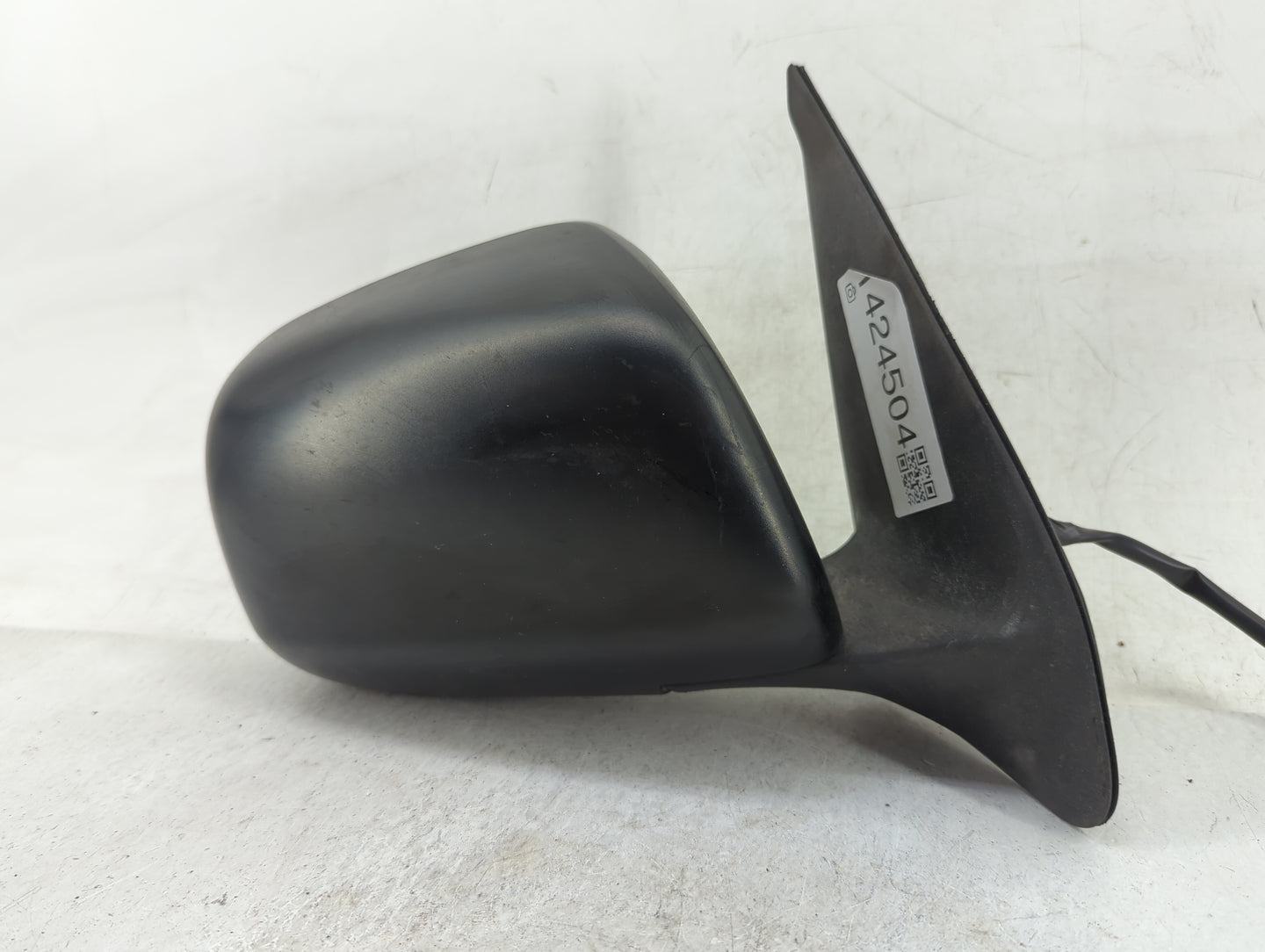 2005-2011 Toyota Tacoma Passenger Side View Mirror - Right Door Mirror OEM Used - Oemusedautoparts1.com