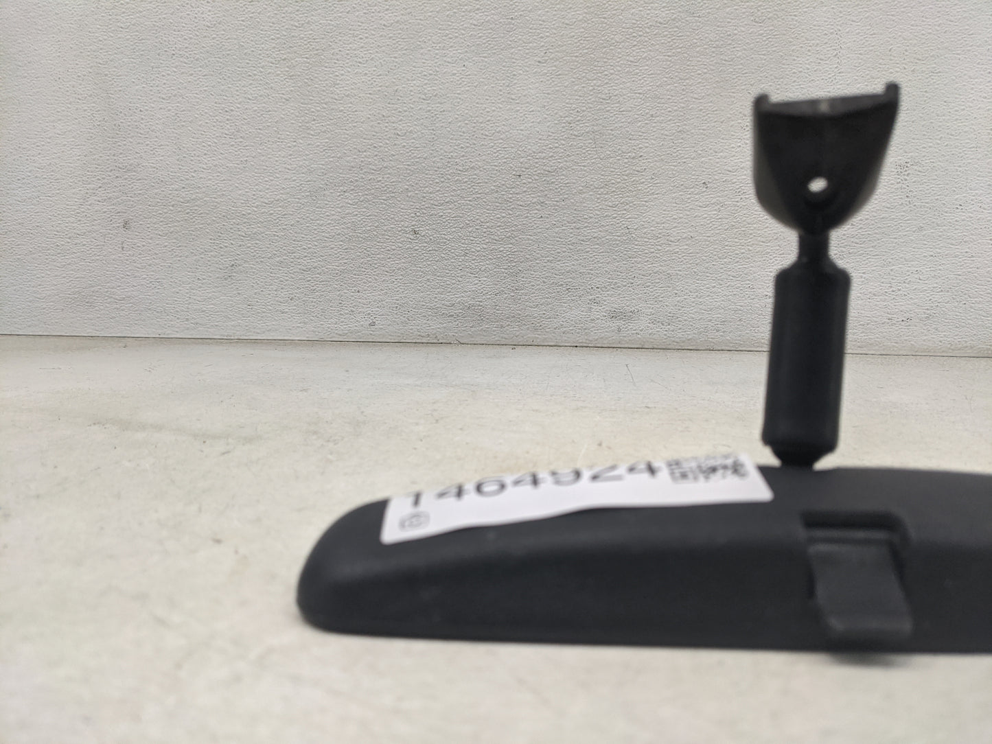 2006 Toyota Tundra Interior Rear View Mirror Replacement OEM Fits OEM Used Auto Parts - Oemusedautoparts1.com
