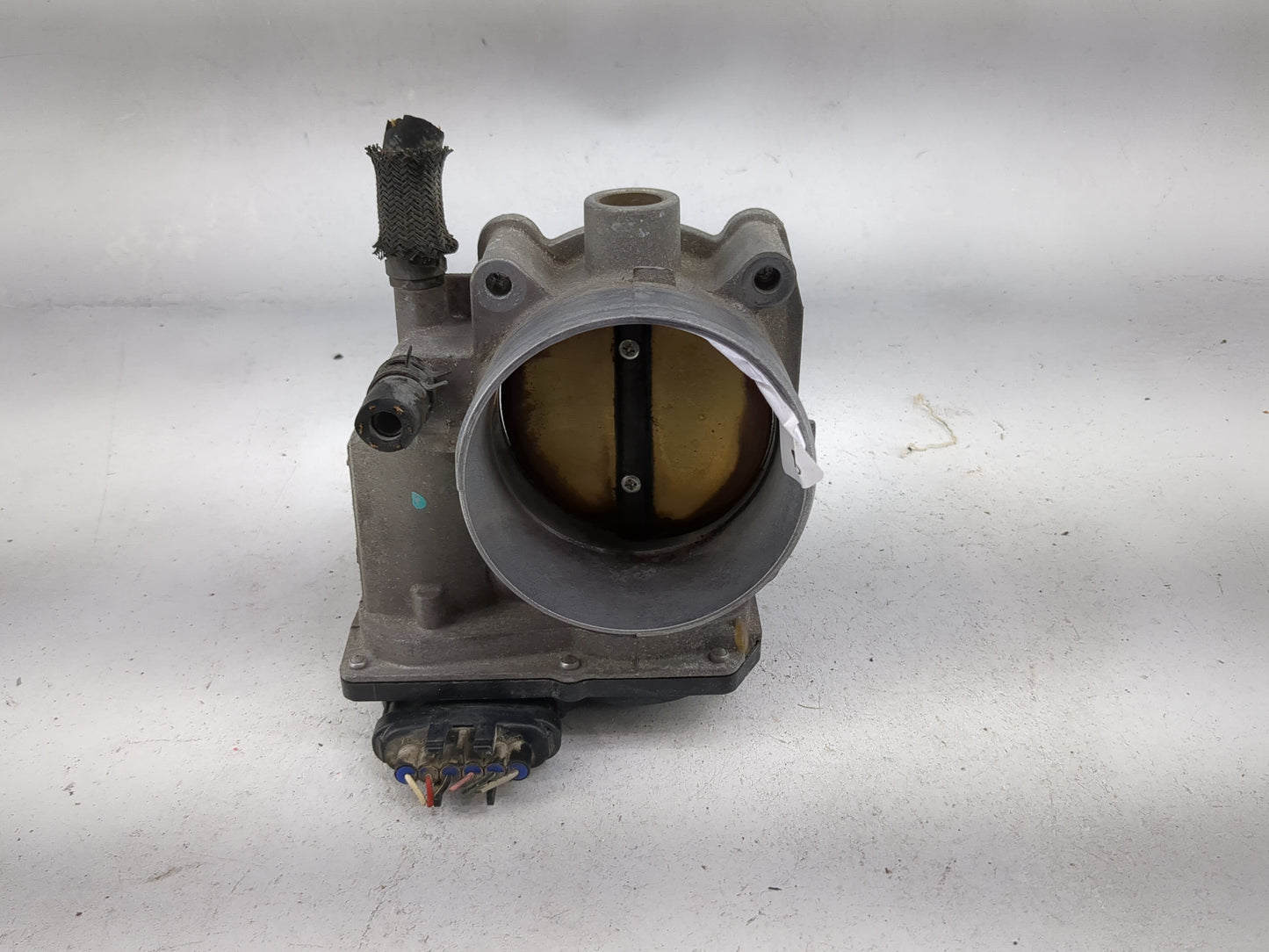 2005-2009 Toyota Tundra Throttle Body P/N:22030-0F010 Fits Fits 2005 2006 2007 2008 2009 OEM Used Auto Parts - Oemusedautopa