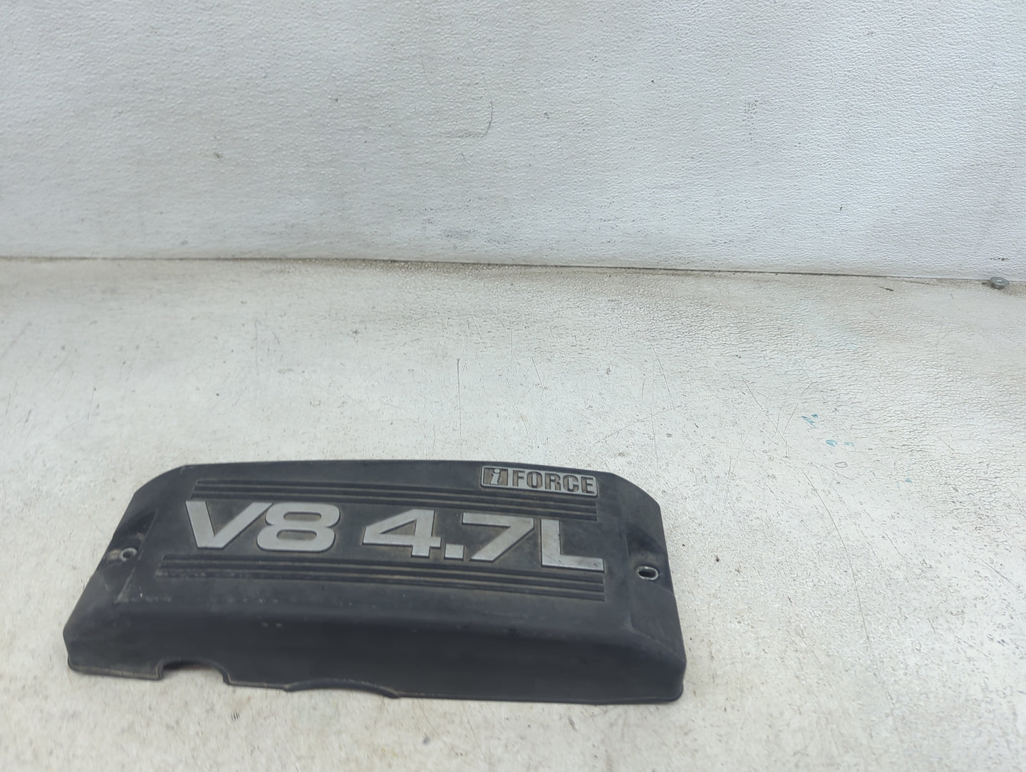 2006 Toyota Tundra Engine Cover Black - Oemusedautoparts1.com