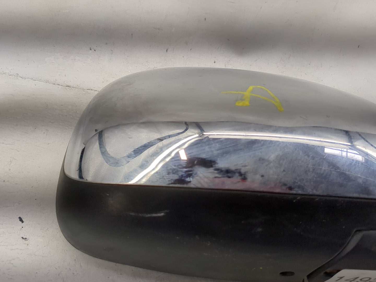 2004-2006 Toyota Tundra Passenger Side View Mirror - Right Door Mirror OEM Used - Oemusedautoparts1.com