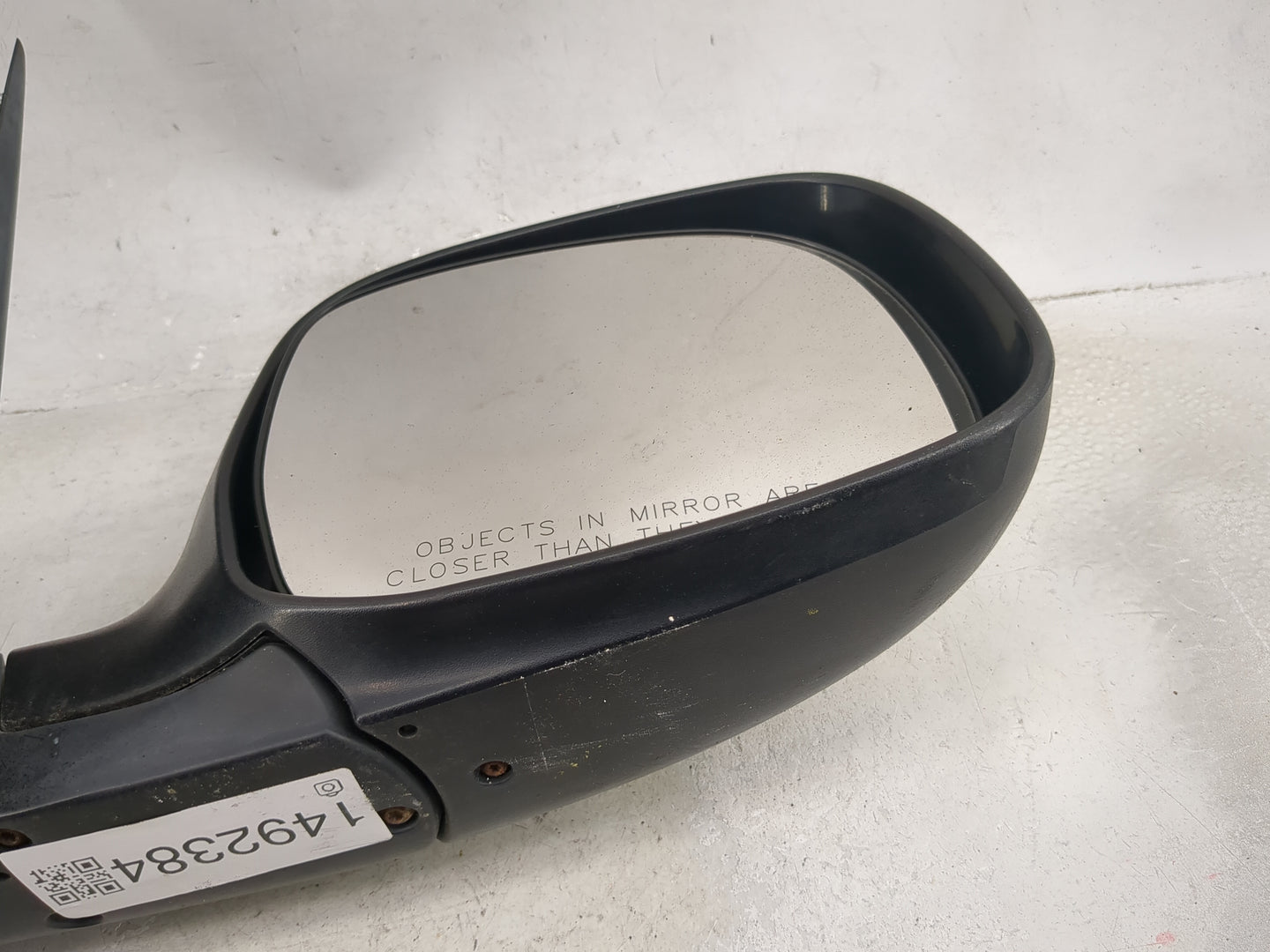 2004-2006 Toyota Tundra Passenger Side View Mirror - Right Door Mirror OEM Used - Oemusedautoparts1.com