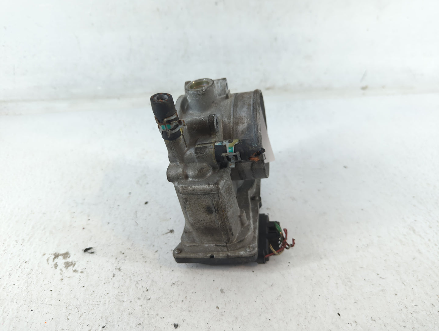 2005-2011 Toyota Tundra Throttle Body P/N:22030-0P010 Fits Fits 2003 2004 2005 2006 2007 2008 2009 2010 2011 2012 2013 2014 