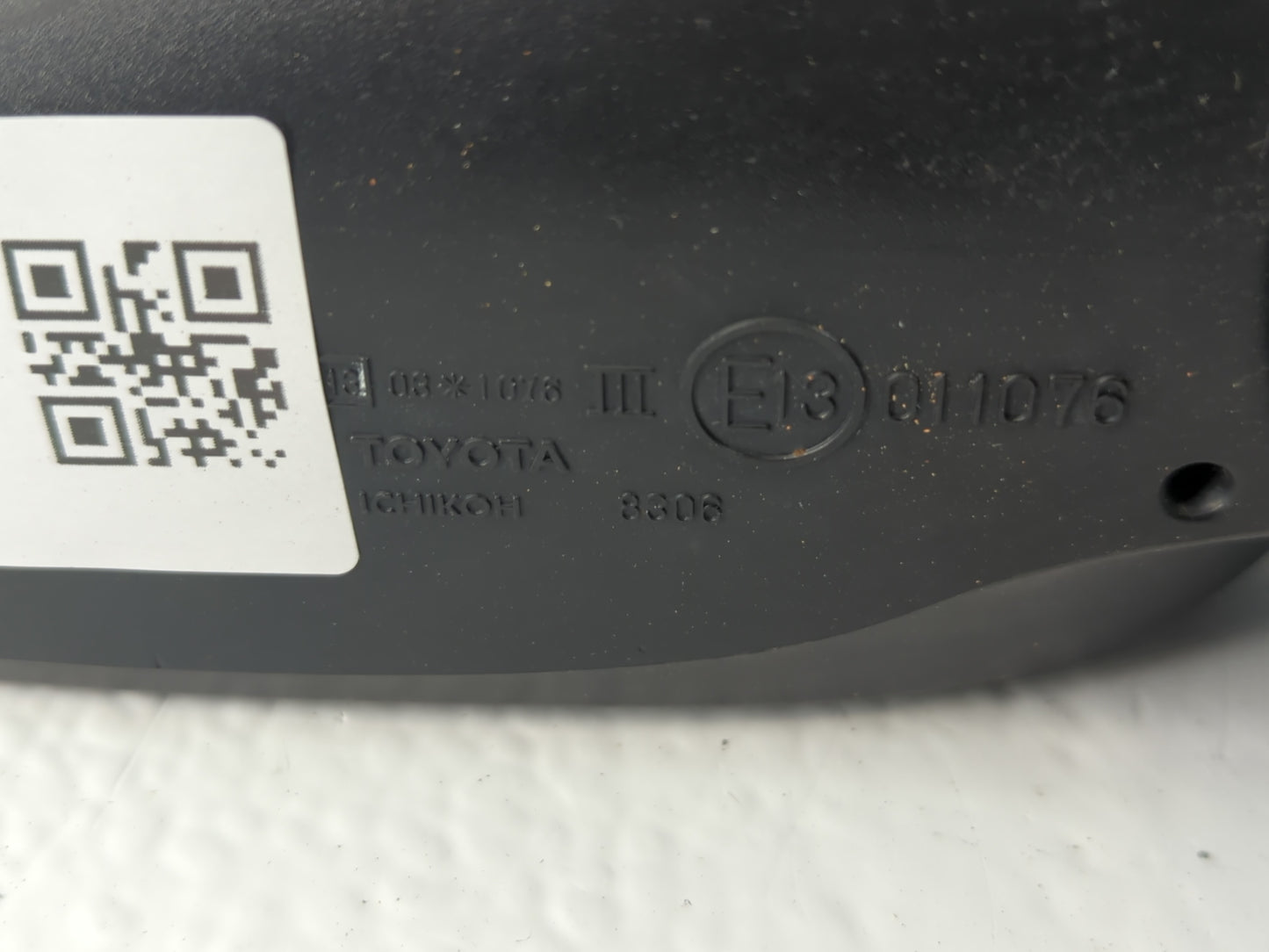 2006-2011 Toyota Yaris Driver Side View Mirror - Left Door Mirror OEM Used - Oemusedautoparts1.com