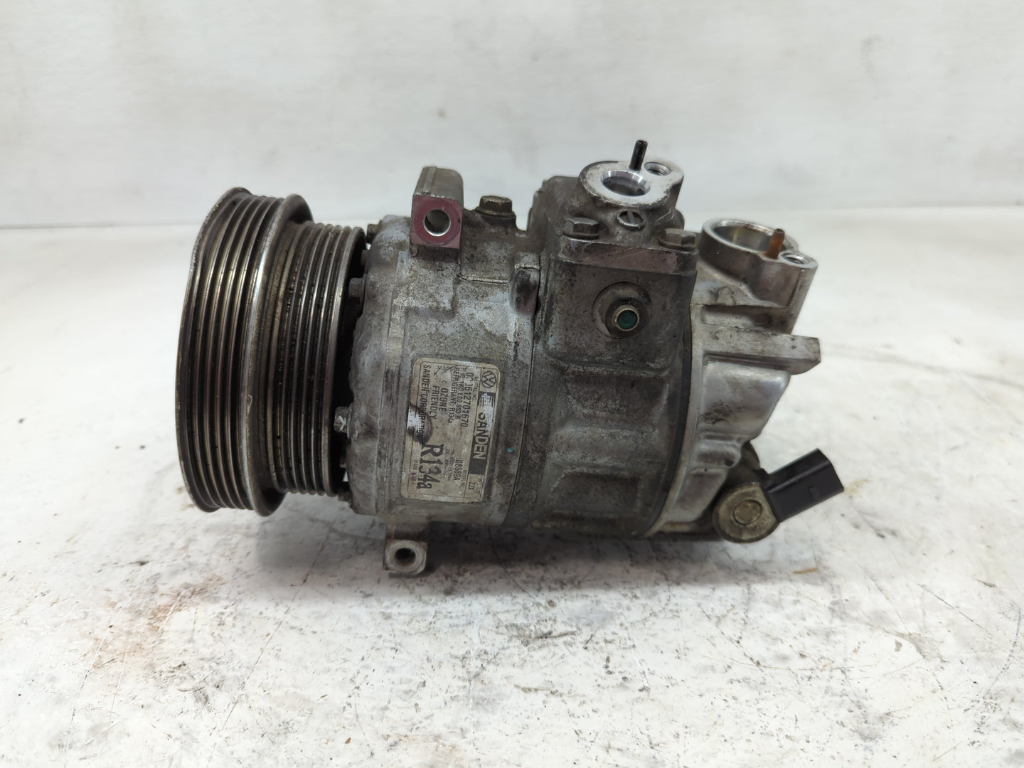 2006-2006 Volkswagen Beetle Air Conditioning A/c Ac Compressor Oem - Oemusedautoparts1.com
