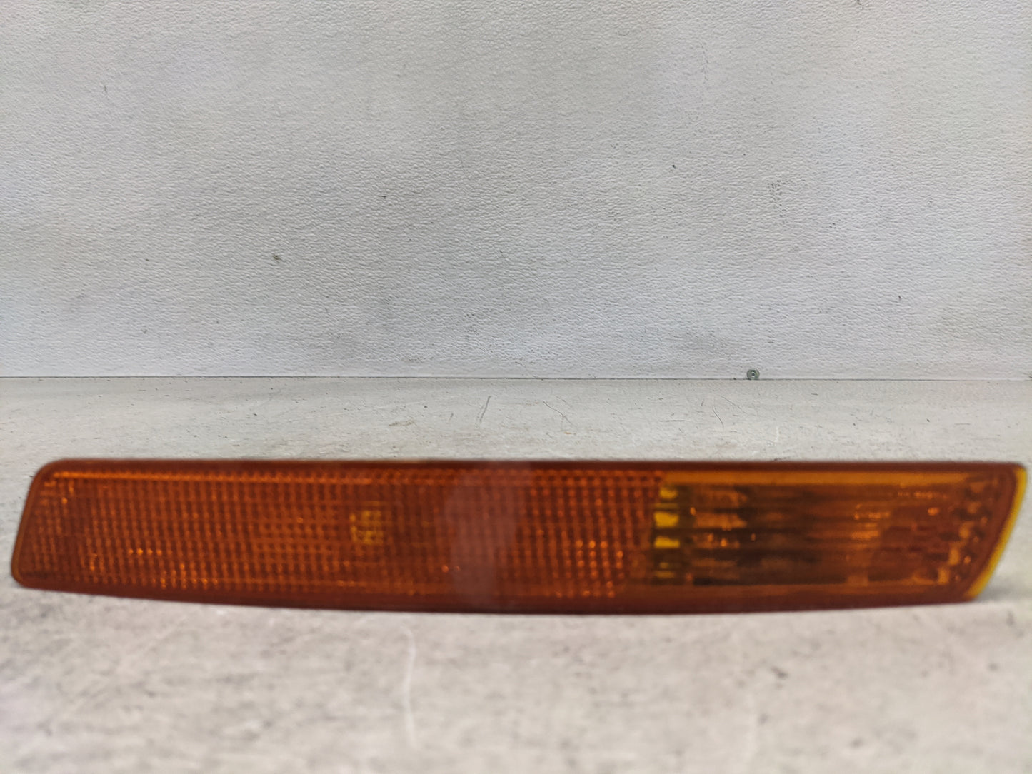2006-2010 Volkswagen Beetle Tail Light Assembly Passenger Right OEM Fits Fits 2006 2007 2008 2009 2010 OEM Used Auto Parts -