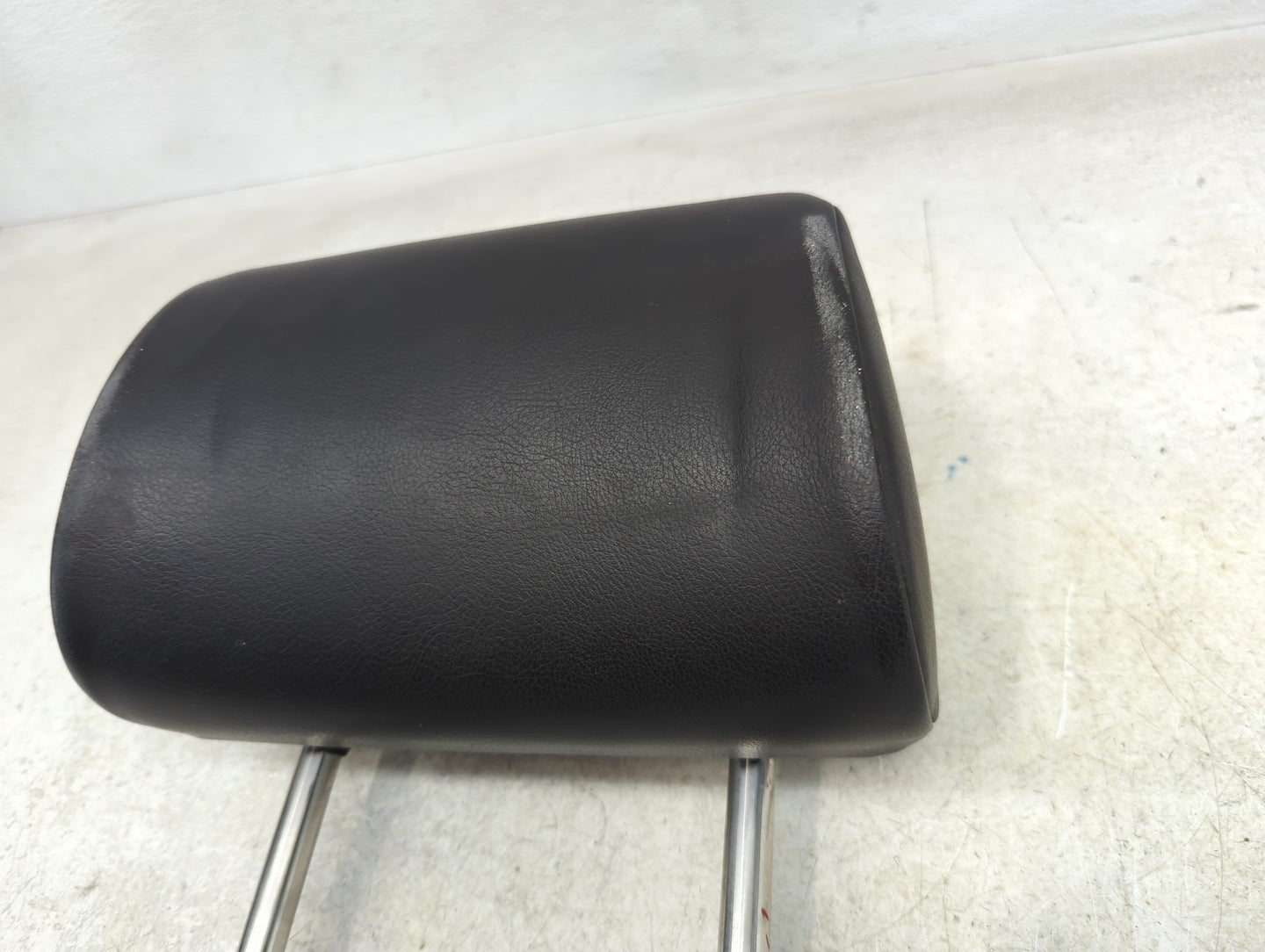 2006 Volkswagen Beetle Headrest Head Rest Front Driver Passenger Seat - Oemusedautoparts1.com