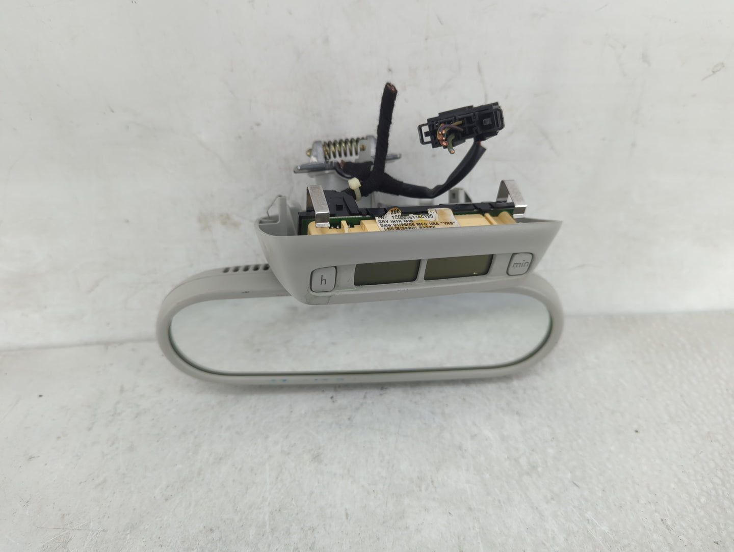 2006-2010 Volkswagen Beetle Interior Rear View Mirror Replacement OEM Fits Fits 2006 2007 2008 2009 2010 OEM Used Auto Parts