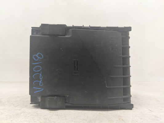 2000-2014 Volkswagen Golf Fusebox Fuse Box Panel Relay Module Fits OEM Used Auto Parts - Oemusedautoparts1.com