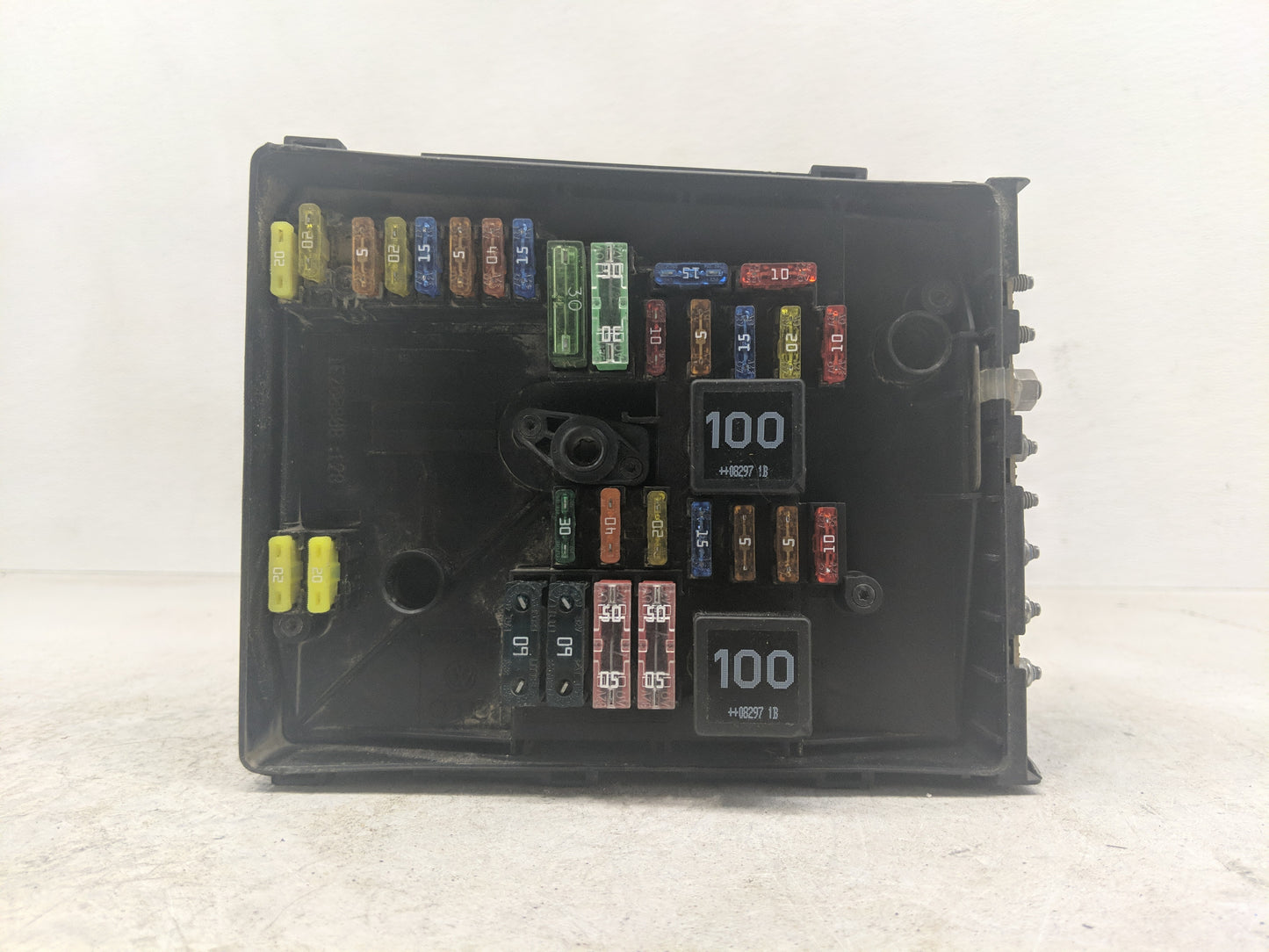 2000-2014 Volkswagen Golf Fusebox Fuse Box Panel Relay Module Fits OEM Used Auto Parts - Oemusedautoparts1.com