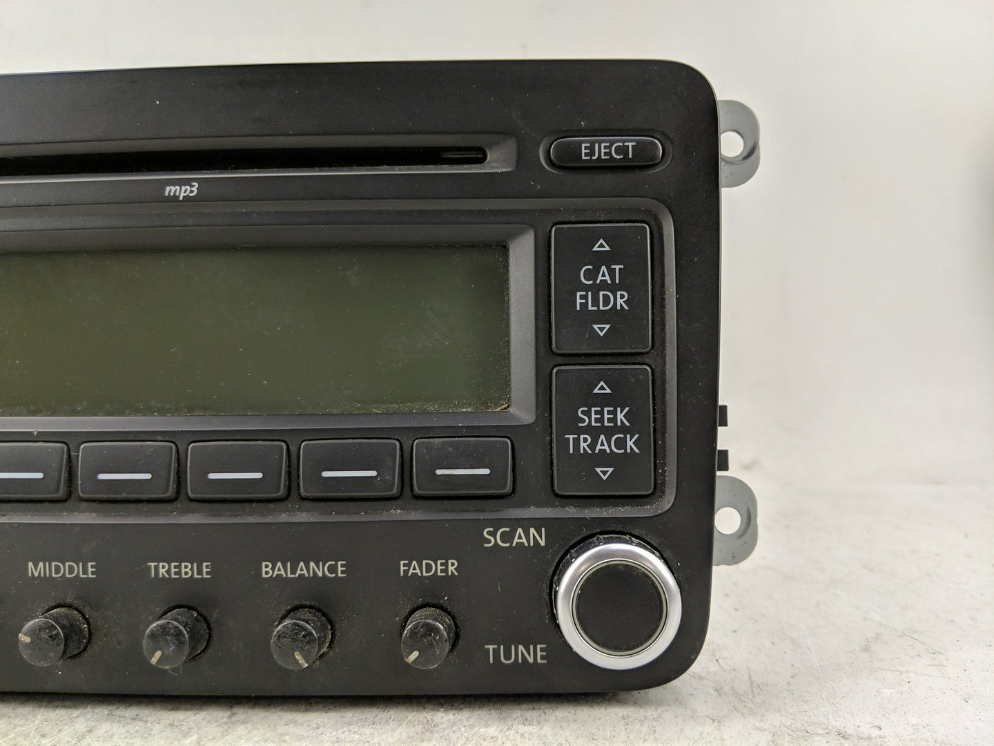 2006-2009 Volkswagen Jetta Radio AM FM Cd Player Receiver Replacement P/N:28119146 Fits Fits 2006 2007 2008 2009 OEM Used Au
