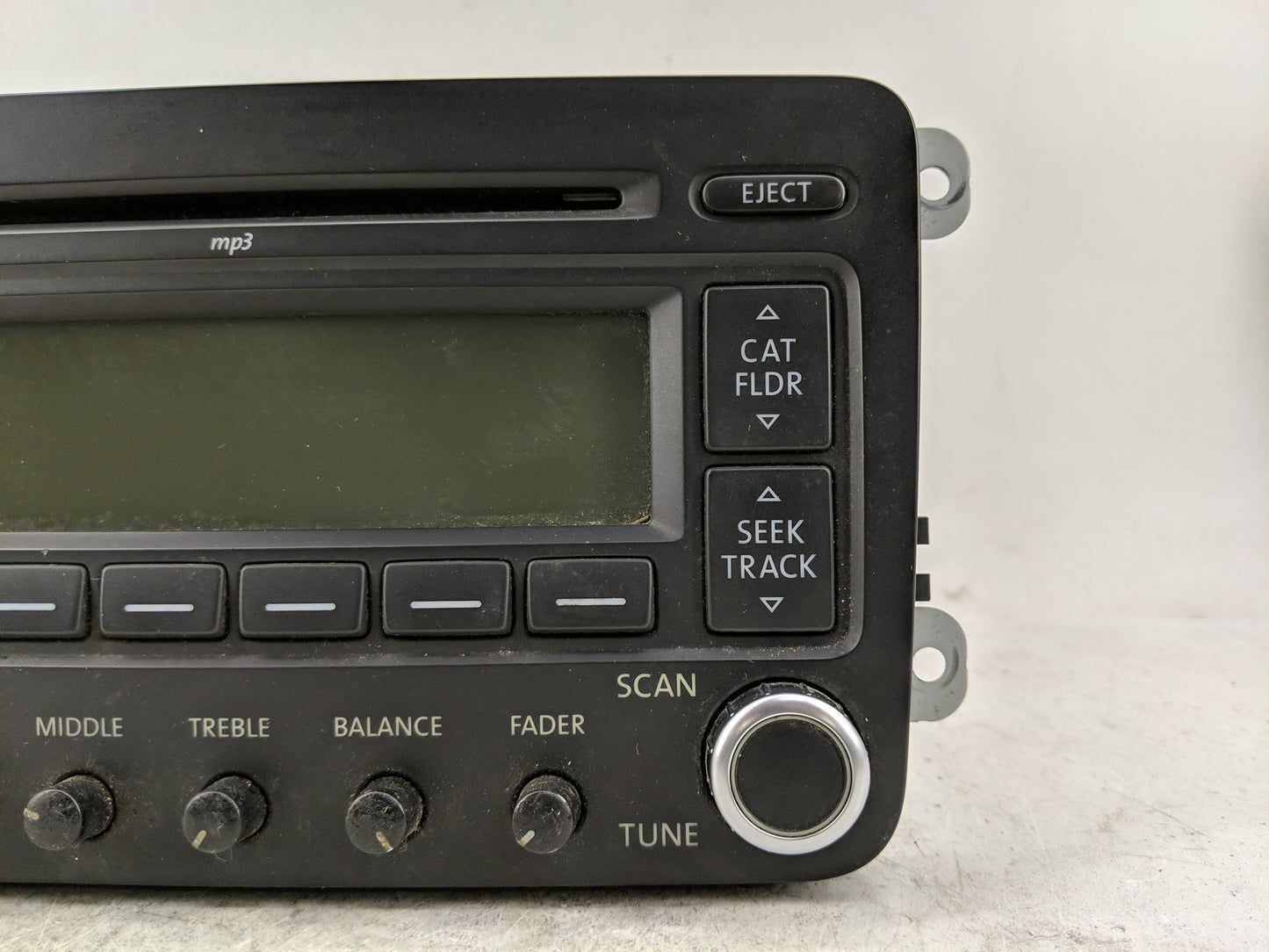 2006-2009 Volkswagen Jetta Radio AM FM Cd Player Receiver Replacement P/N:28119146 Fits Fits 2006 2007 2008 2009 OEM Used Au