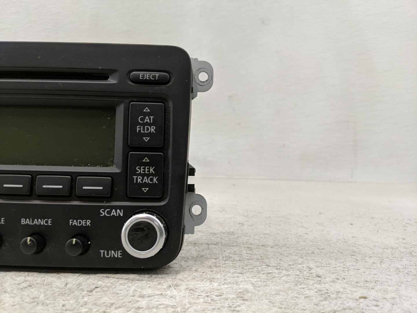 2005-2010 Volkswagen Jetta Radio AM FM Cd Player Receiver Replacement P/N:1K0 035 180 Fits Fits 2005 2006 2007 2008 2009 201