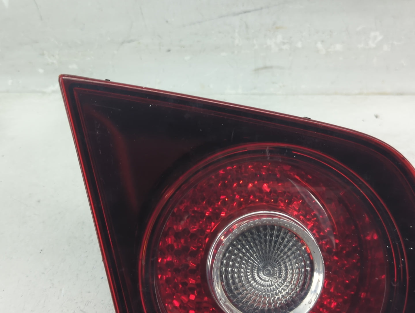 2005-2007 Volkswagen Jetta Tail Light Assembly Driver Left OEM P/N:1K5 945 093 K 1K5 945 095 J Fits Fits 2005 2006 2007 OEM 