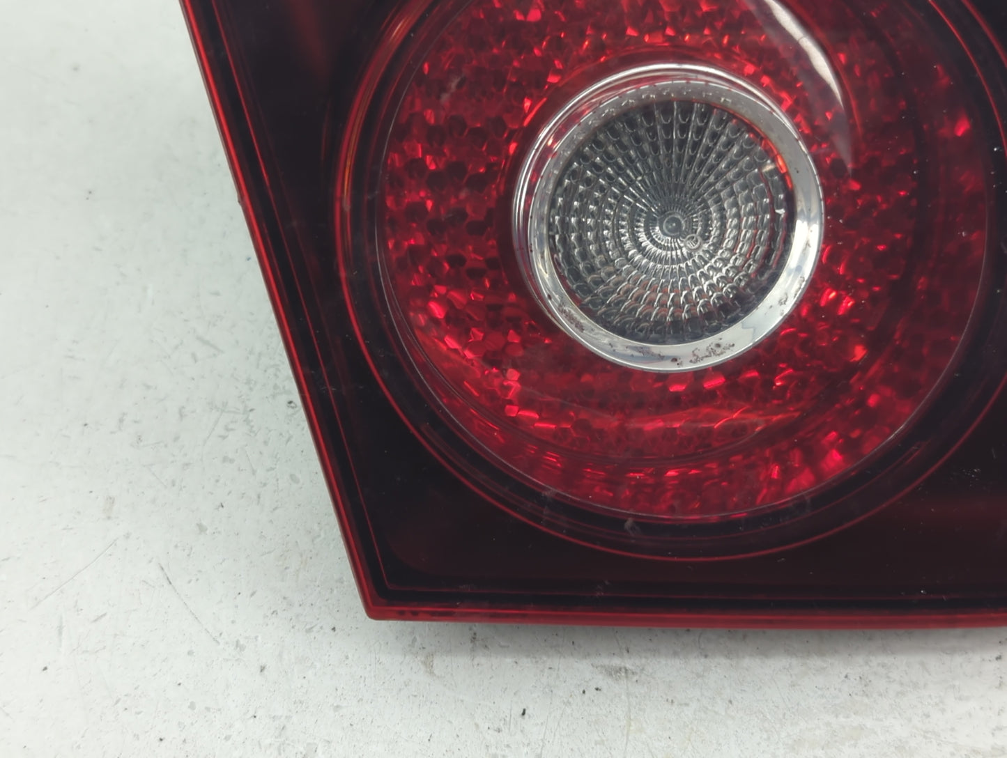 2005-2007 Volkswagen Jetta Tail Light Assembly Driver Left OEM P/N:1K5 945 093 K 1K5 945 095 J Fits Fits 2005 2006 2007 OEM 