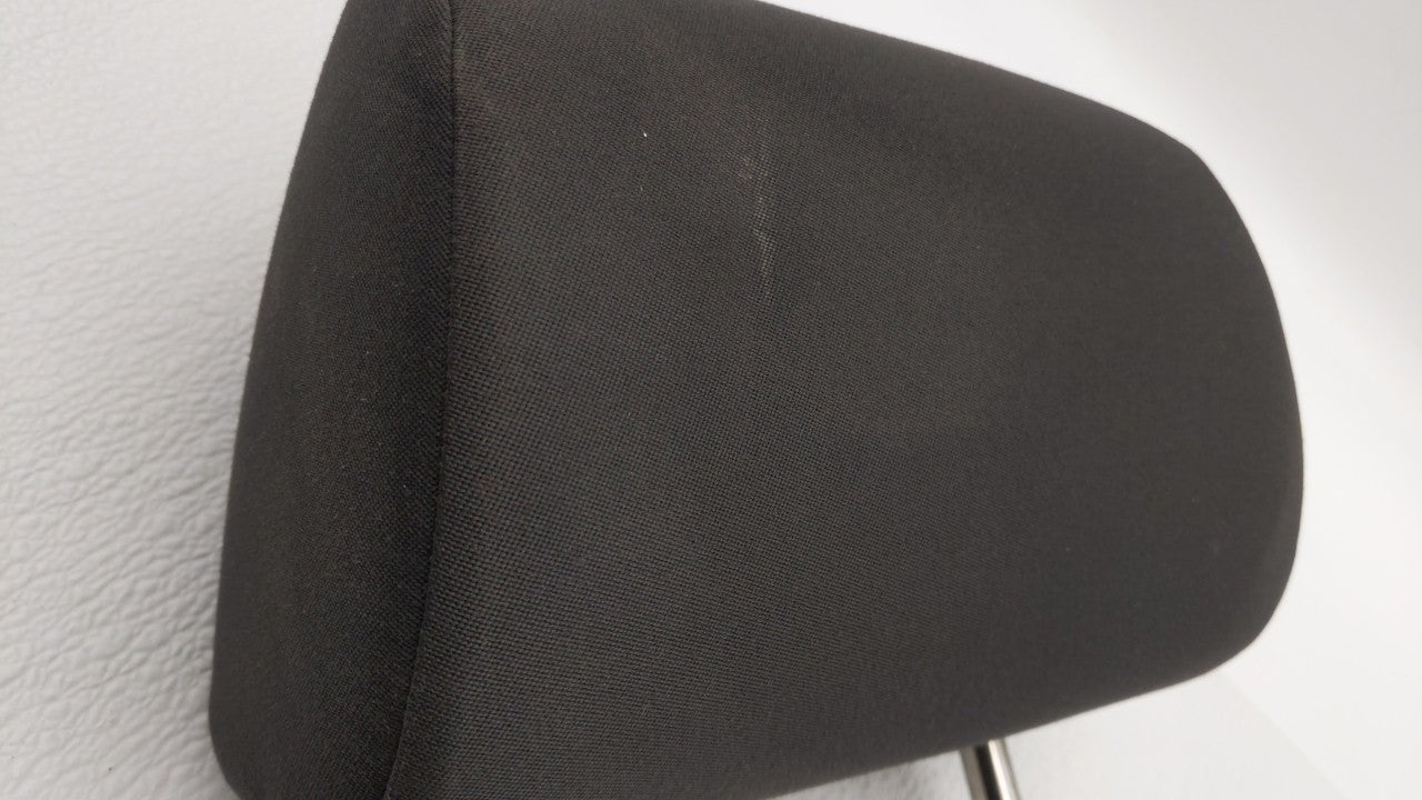 2005-2006 Volkswagen Jetta Headrest Head Rest Front Driver Passenger Seat Fits Fits 2005 2006 OEM Used Auto Parts - Oemuseda