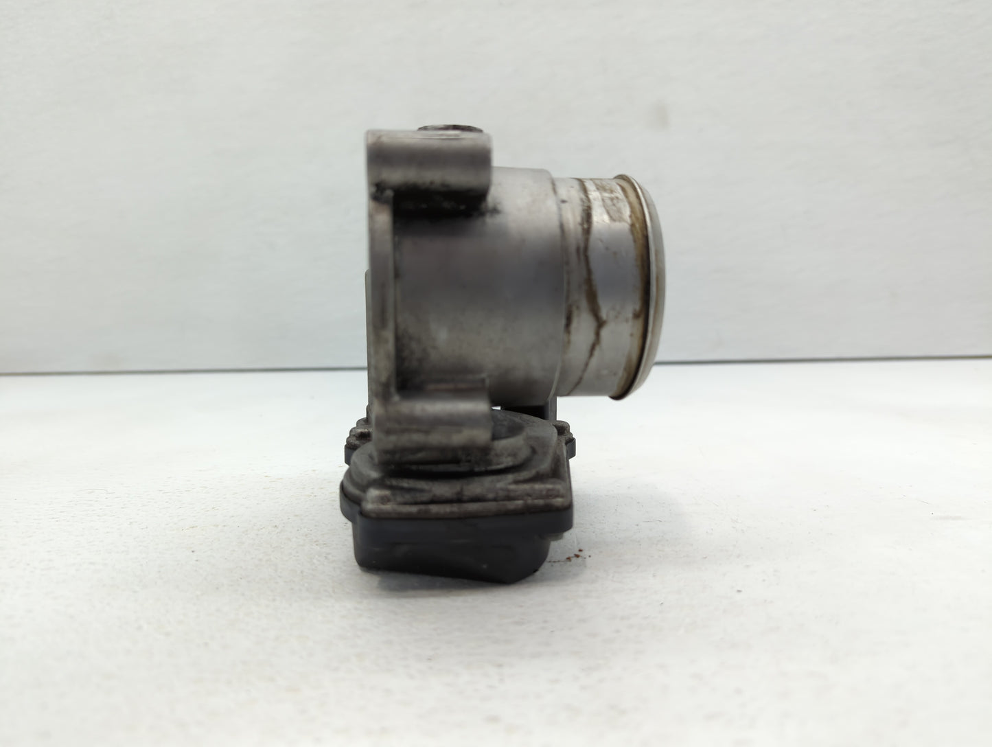 2006-2019 Volkswagen Jetta Throttle Body P/N:06F 133 062 E Fits OEM Used Auto Parts - Oemusedautoparts1.com