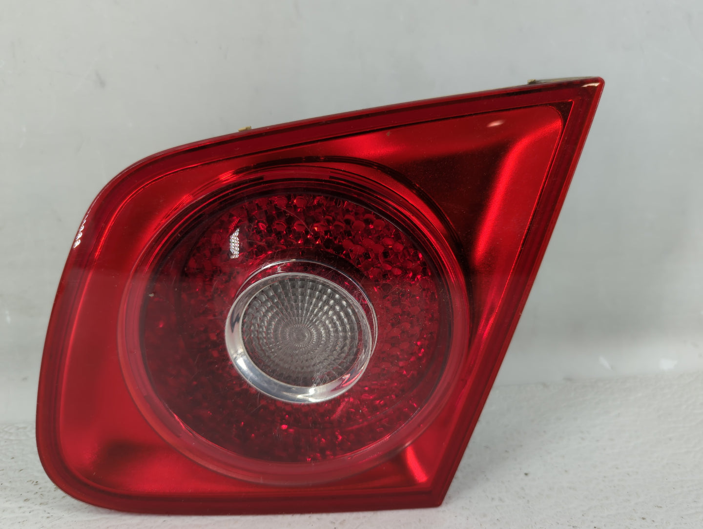 2005-2007 Volkswagen Jetta Tail Light Assembly Passenger Right OEM Fits Fits 2005 2006 2007 OEM Used Auto Parts - Oemusedaut