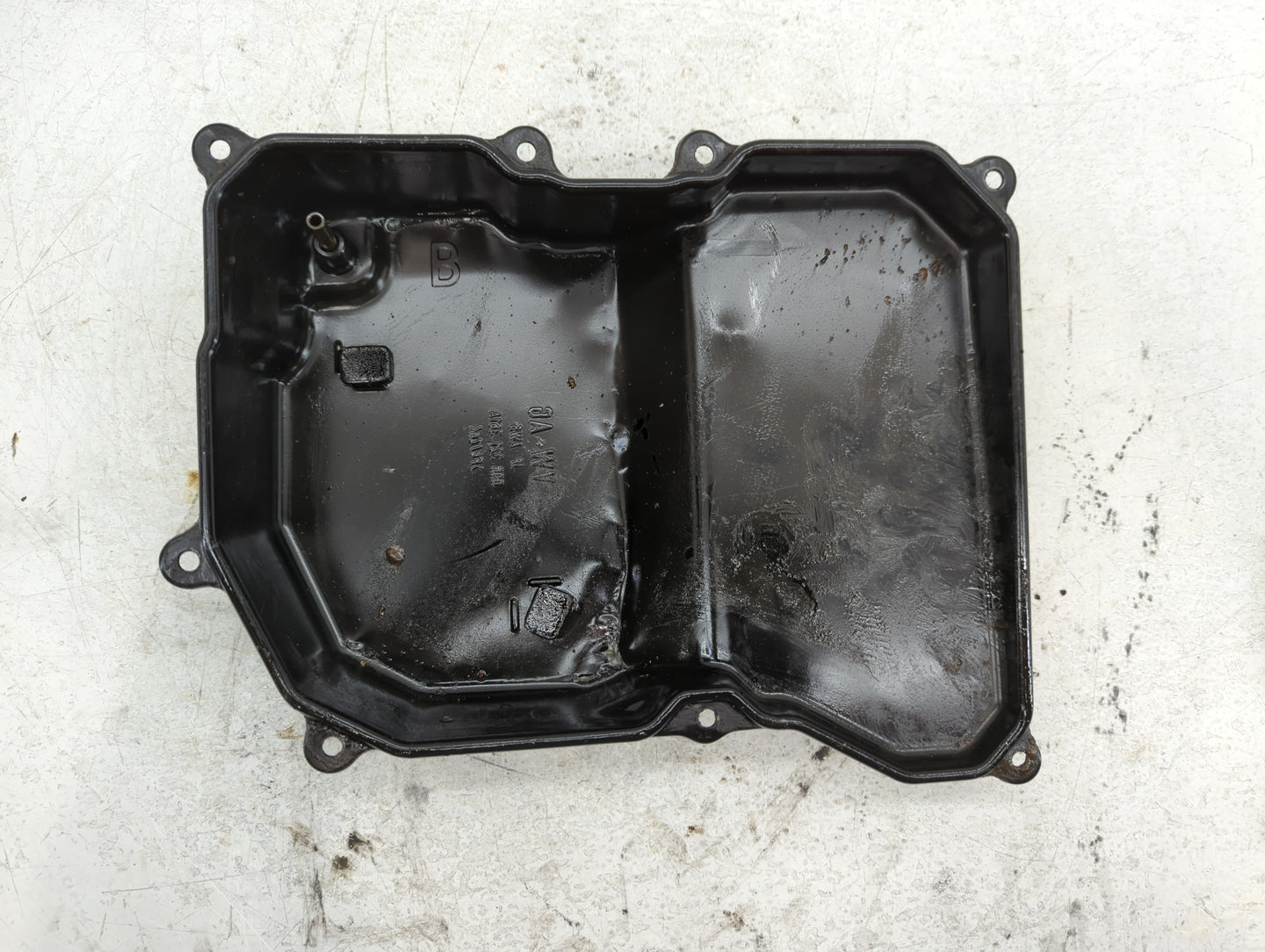 2005-2014 Volkswagen Jetta Engine Oil Pan P/N:09G 321 361A Fits Fits 2005 2006 2007 2008 2009 2010 2011 2012 2013 2014 OEM U