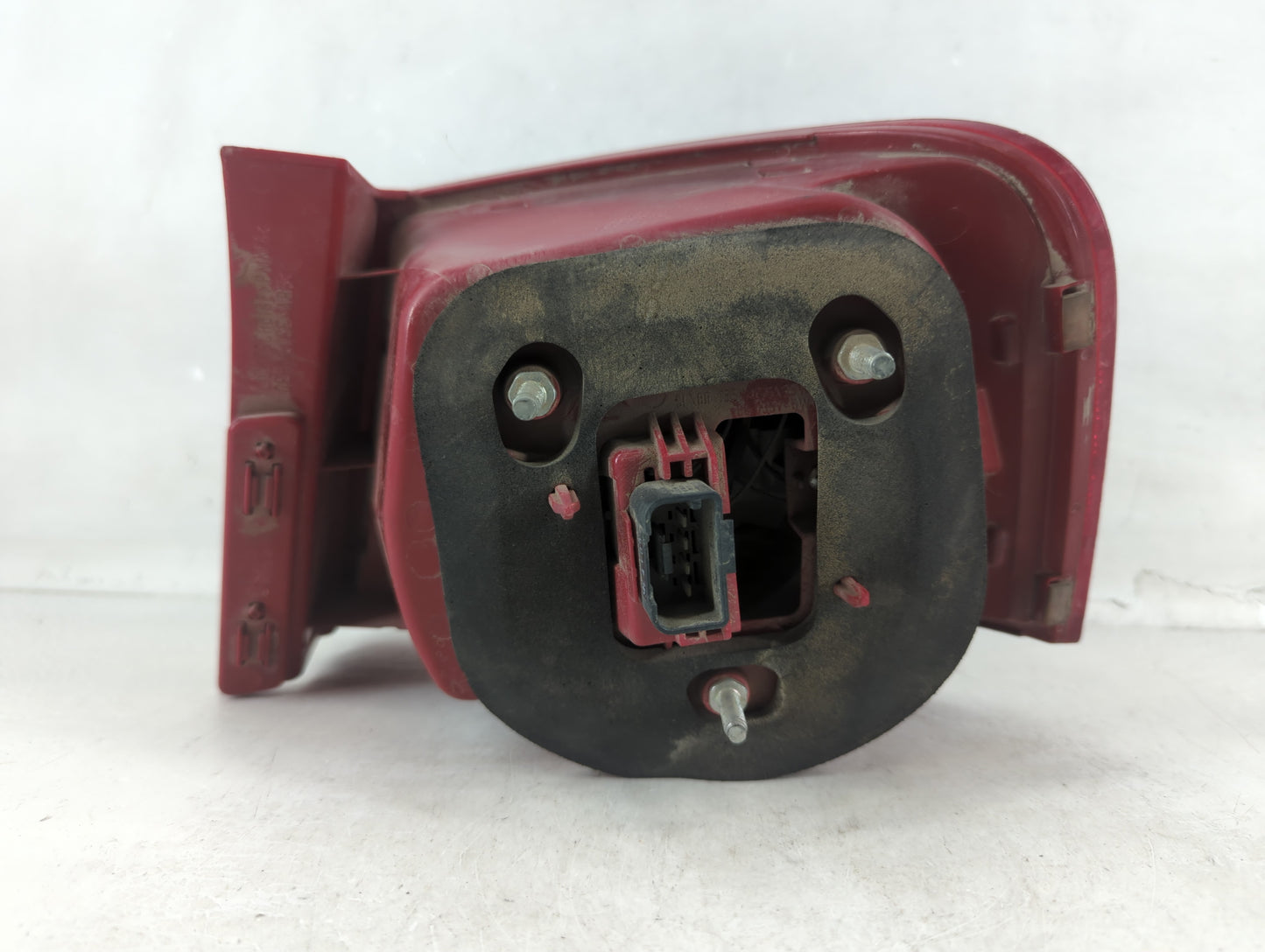 2006-2010 Volkswagen Passat Tail Light Assembly Driver Left OEM P/N:3C5 945 095 D Fits Fits 2006 2007 2008 2009 2010 OEM Use