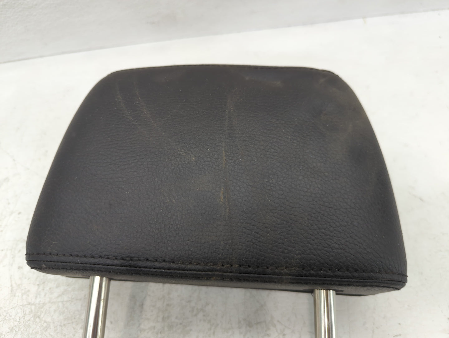 2006 Volkswagen Passat Headrest Head Rest Front Driver Passenger Seat Fits OEM Used Auto Parts - Oemusedautoparts1.com