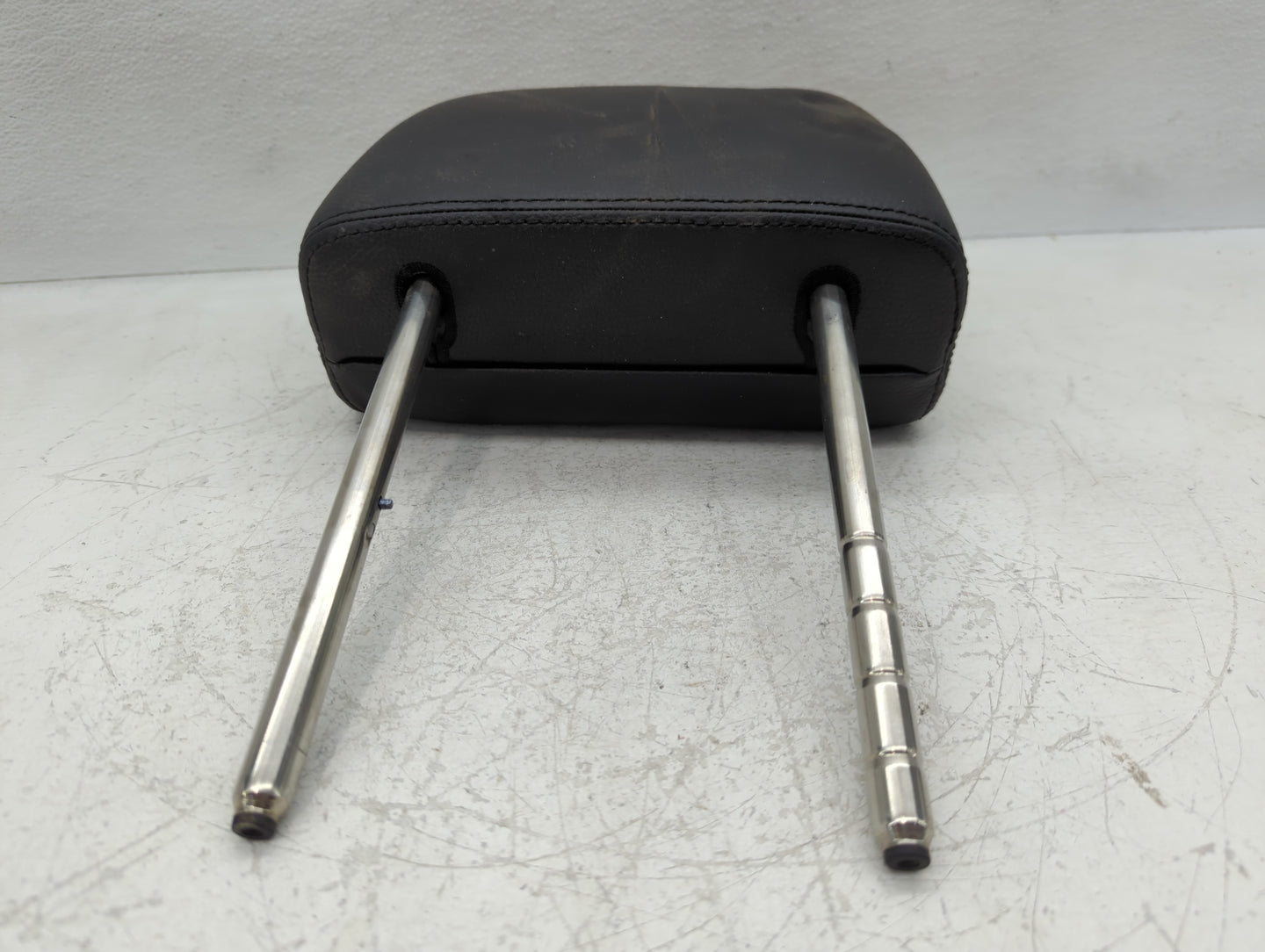 2006 Volkswagen Passat Headrest Head Rest Front Driver Passenger Seat Fits OEM Used Auto Parts - Oemusedautoparts1.com