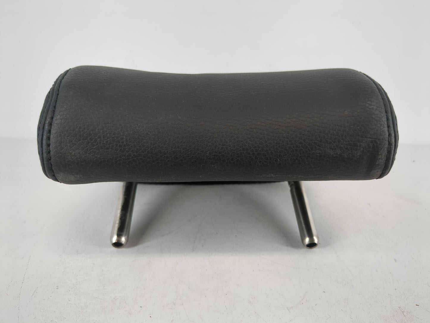 2006 Volkswagen Passat Headrest Head Rest Rear Center Seat Fits OEM Used Auto Parts - Oemusedautoparts1.com