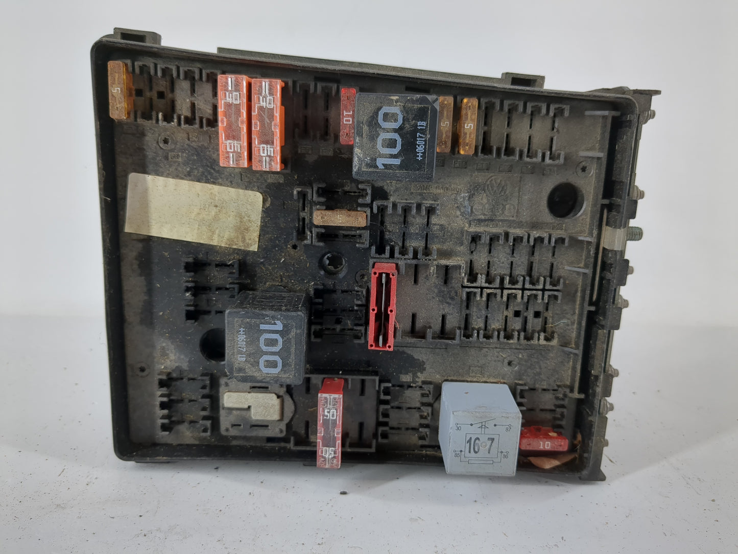 2006-2007 Volkswagen Passat Fusebox Fuse Box Panel Relay Module Fits Fits 2005 2006 2007 OEM Used Auto Parts - Oemusedautopa