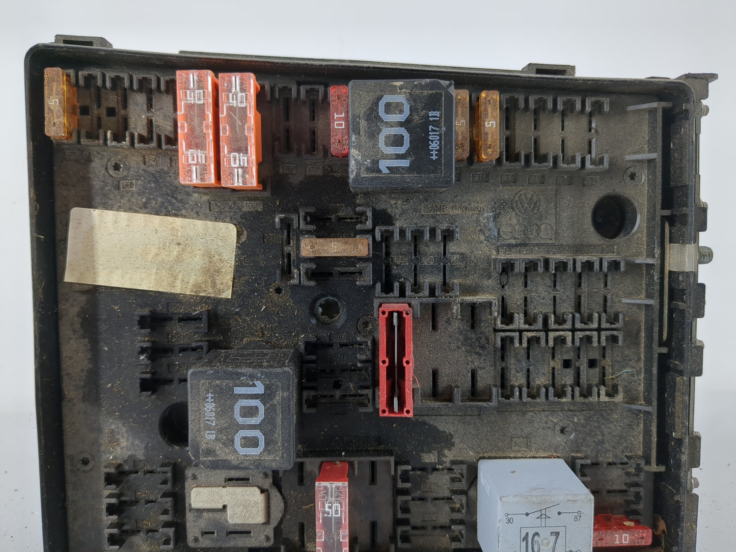 2006-2007 Volkswagen Passat Fusebox Fuse Box Panel Relay Module Fits Fits 2005 2006 2007 OEM Used Auto Parts - Oemusedautopa
