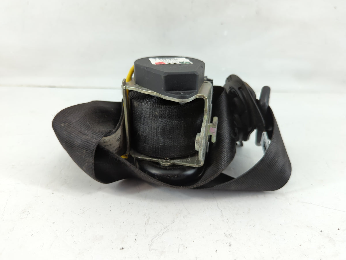 2006-2010 Volkswagen Passat Drvier Front Seatbelt Retractor - Oemusedautoparts1.com