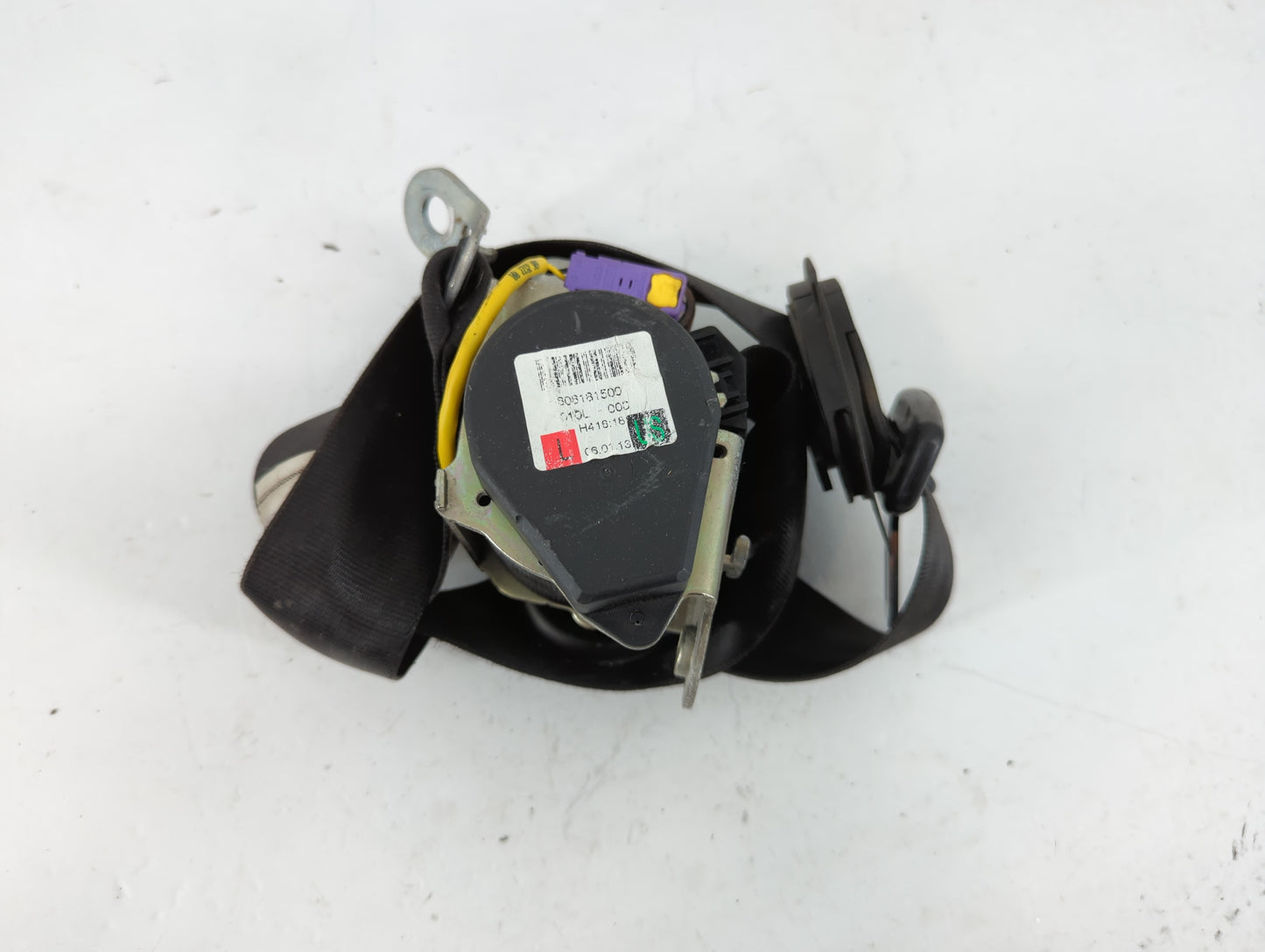 2006-2010 Volkswagen Passat Drvier Front Seatbelt Retractor - Oemusedautoparts1.com