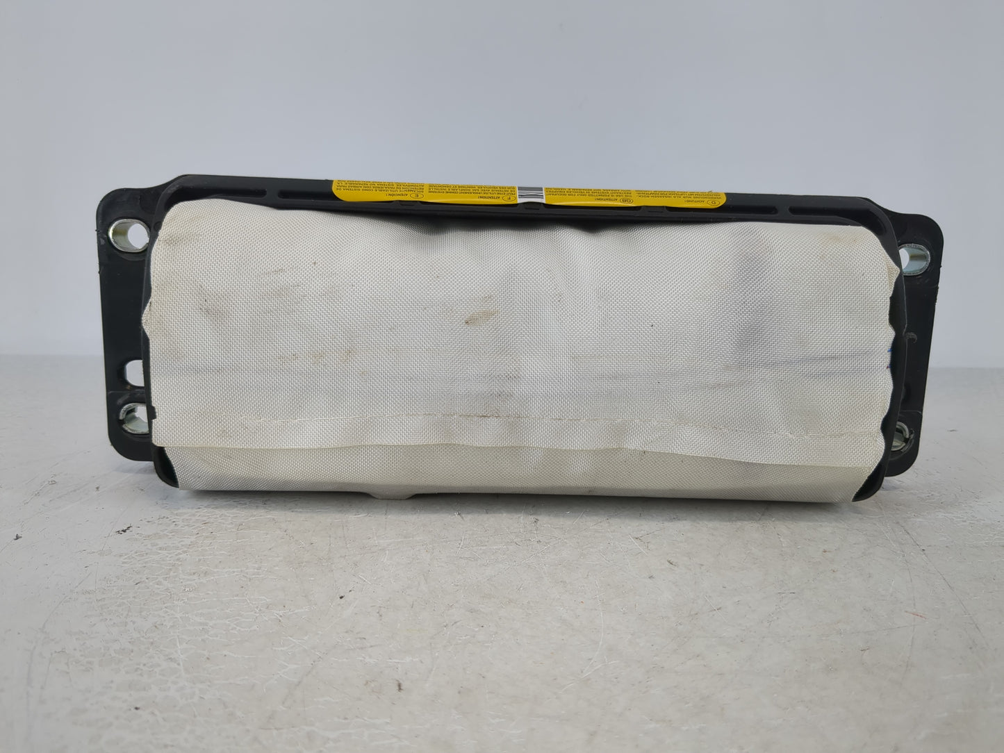2006-2010 Volkswagen Passat Air Bag Passenger Right Dashboard OEM P/N:30355699B 3C0 680 204 D Fits OEM Used Auto Parts - Oem