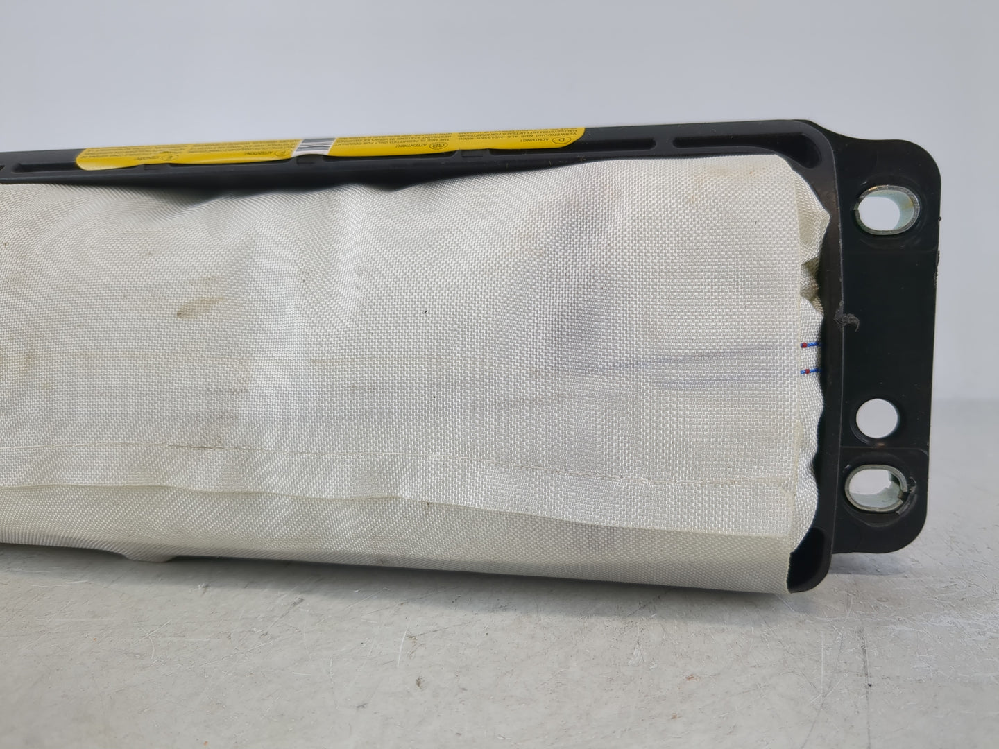 2006-2010 Volkswagen Passat Air Bag Passenger Right Dashboard OEM P/N:30355699B 3C0 680 204 D Fits OEM Used Auto Parts - Oem